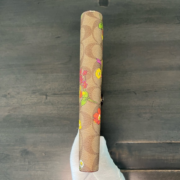 Coach Signature Canvas w/ Floral Print Notebook and Pencil Case Set - Picture 7 of 16